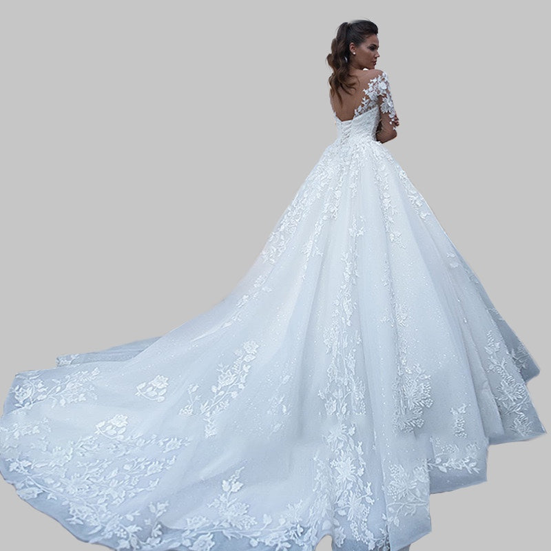 Enchanting Full-Length Lace Bridal Gown