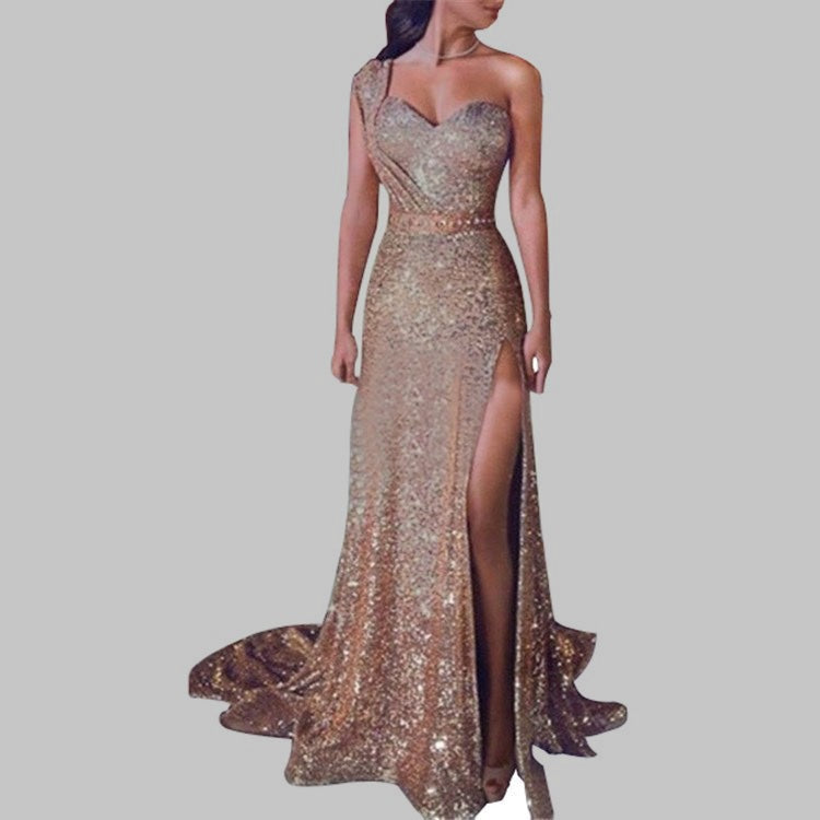 One-Shoulder Long Evening Dress with Gold Accent and Pearl Detailing, Elegant and Sexy for Formal Events.